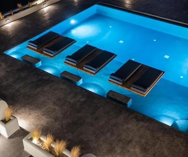 Volcanic Arc Hotel 3*