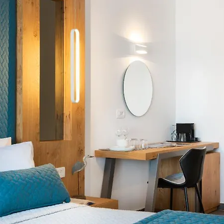 Volcanic Arc Hotel Oia