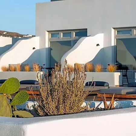Volcanic Arc Hotel