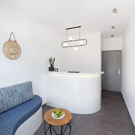 Volcanic Arc Hotel 3*