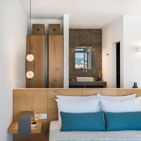 Volcanic Arc Oia (Santorini)