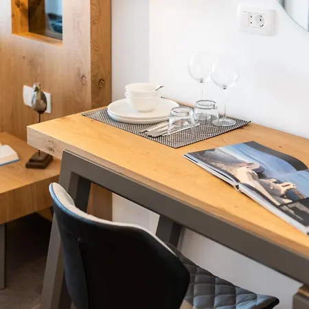 Volcanic Arc Oia (Santorini)